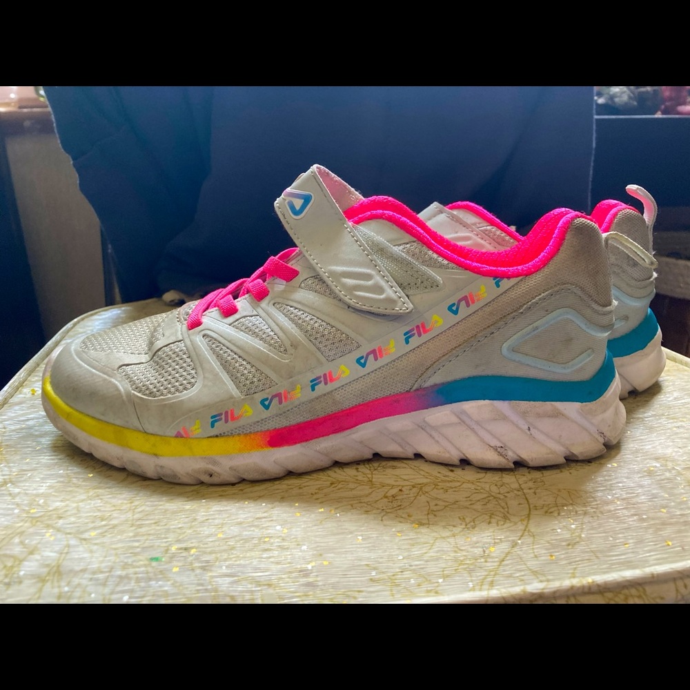 Colorful FILAS